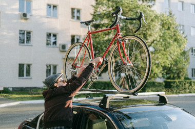 Durch diese Variante steigt der Spritverbrauch. Fahrradträger Dach