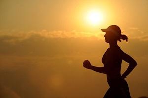 Finden Sie einen passenden Laufpartner mit der Hilfe von markt.de. Bild Joggen
